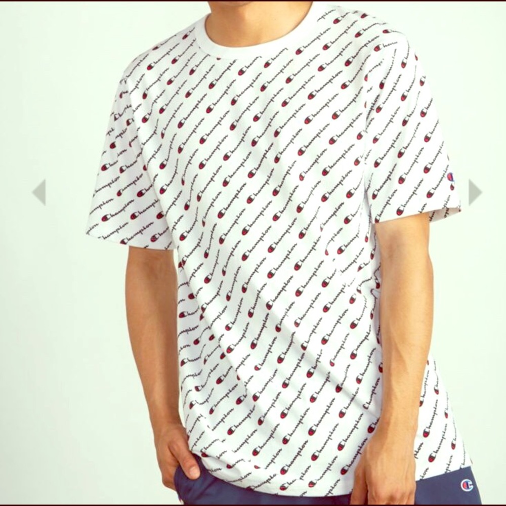 Champions men’s size medium brand new T-shirt 2019